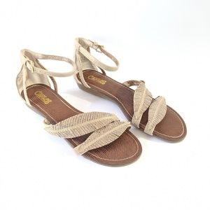 Carlos by Carlos Santana gold tempo sandals 6.5